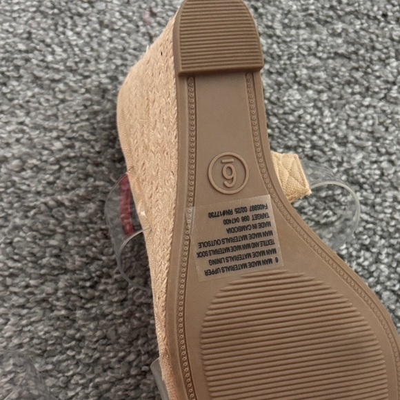 A New Day Women's Beige shoes - Picture 4 of 8